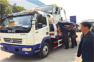 元宝汽车道路救援拖车价格